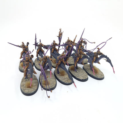 Hedonites of Slaanesh Hellstriders
