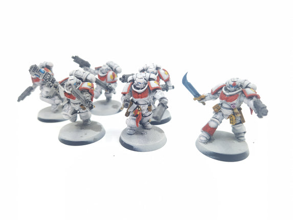 Space Marines lieutenant and Assault Intercessors