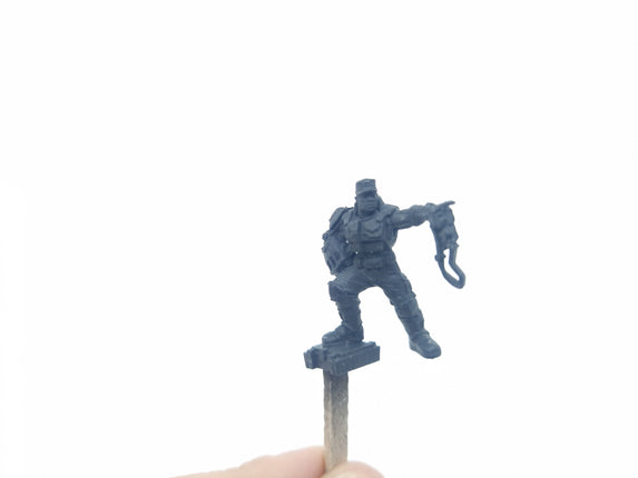 Catachan Colonel (limited)