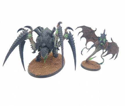 Tyranids Carnifex and Parasite of mortrex